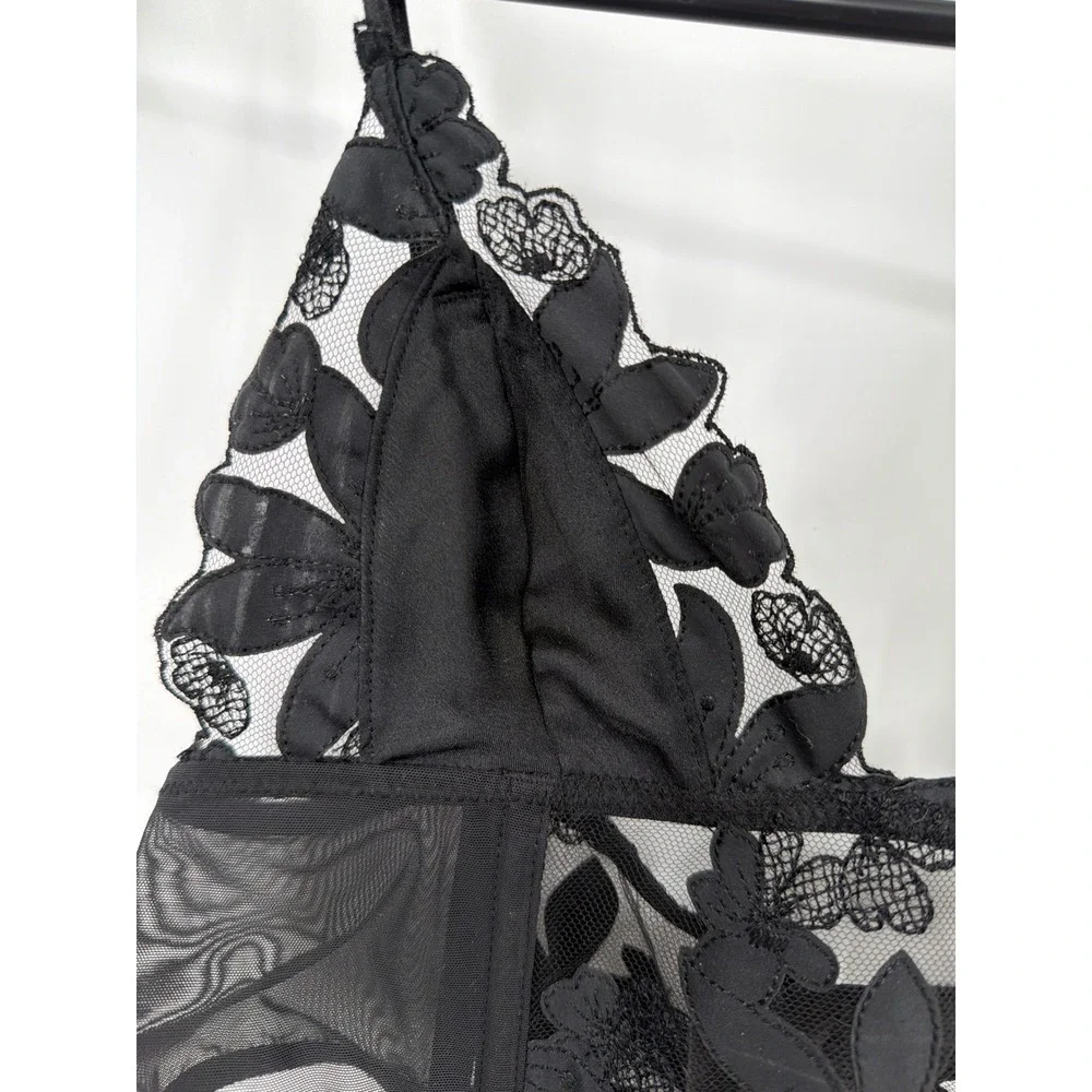 Victorias‎ Secret Black Floral Embroidered Mesh Longline Bralette XS 399237-JZC